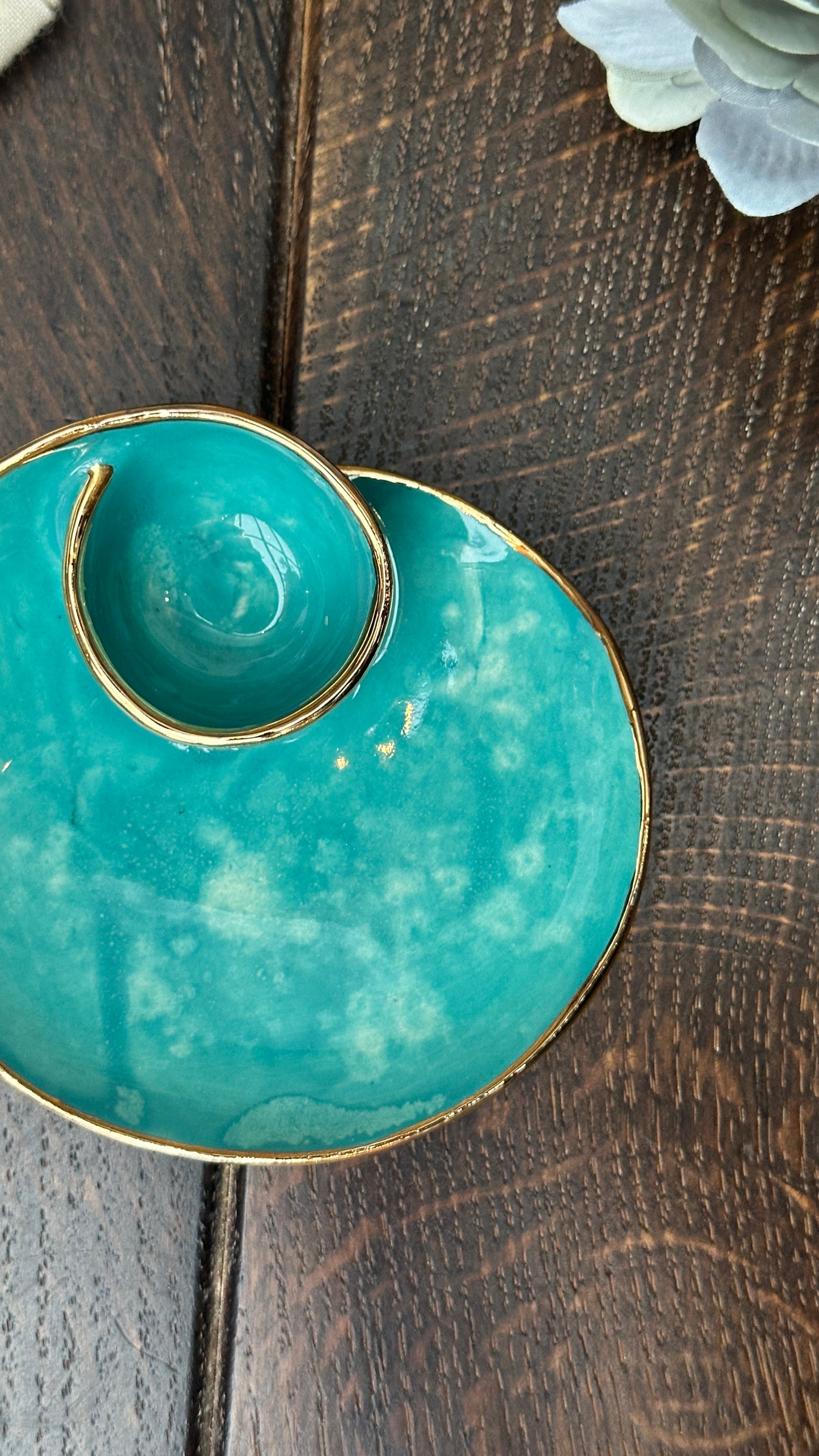 *New* #T49 Tiny London Rain Swirl Bowl with 24k Gold Rim